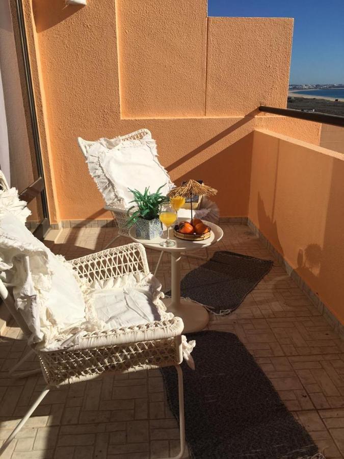 Blueview Apartment Lagos Bagian luar foto