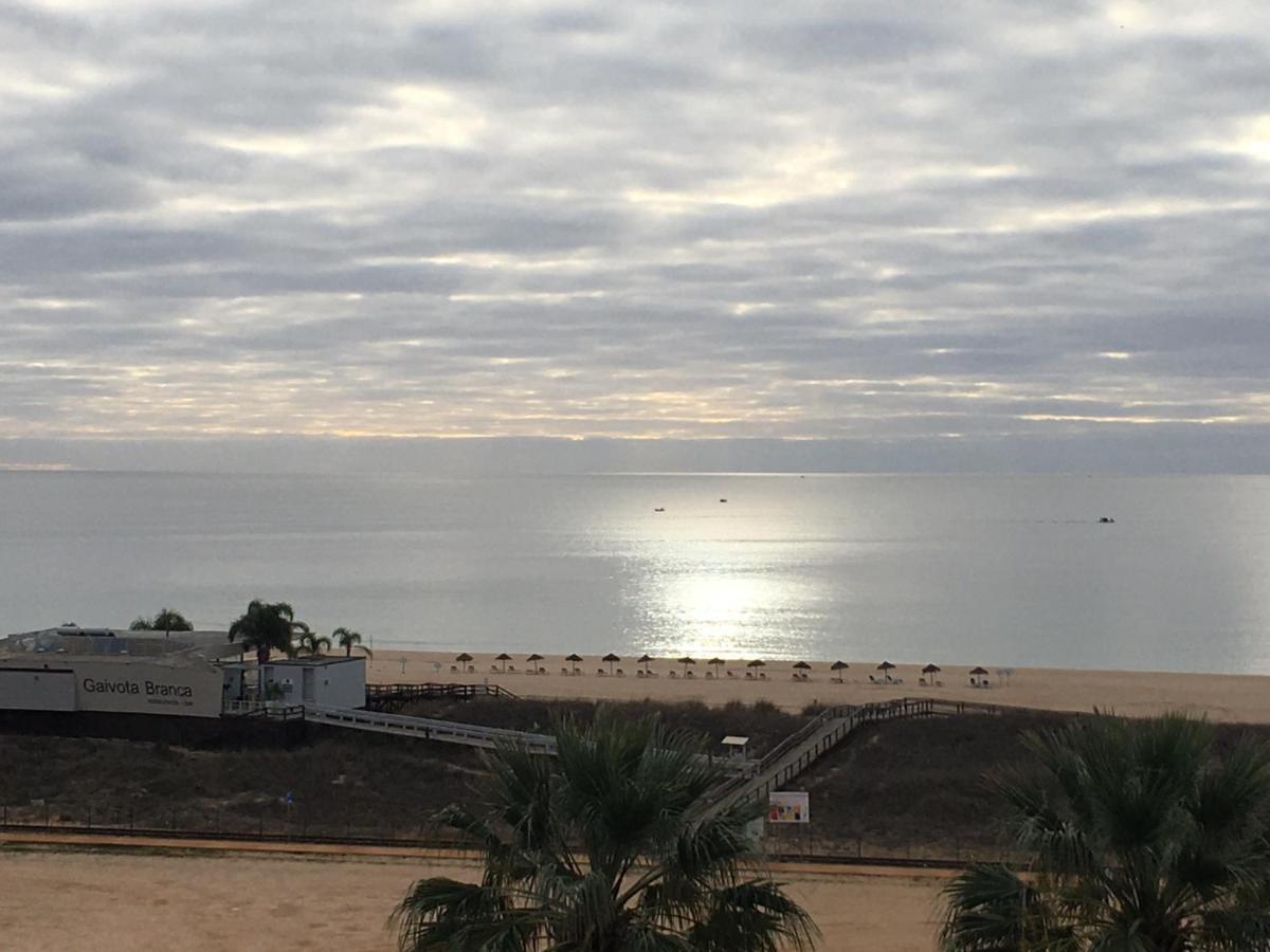 Blueview Apartment Lagos Bagian luar foto