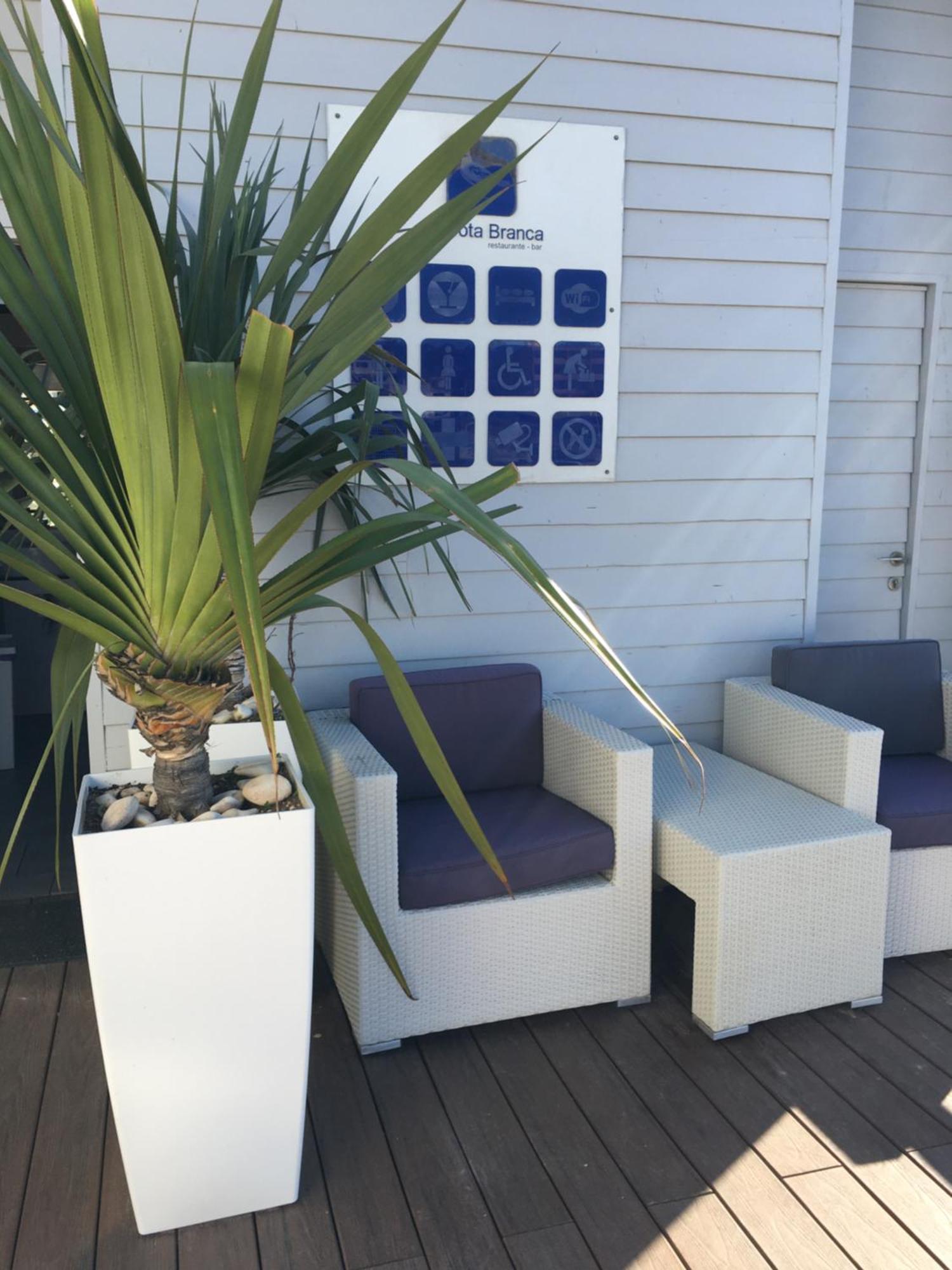 Blueview Apartment Lagos Bagian luar foto